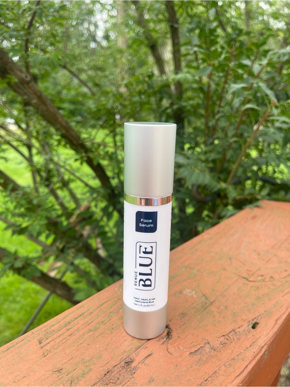 Face Serum - Hydrating Women's Skincare (Silver/White)